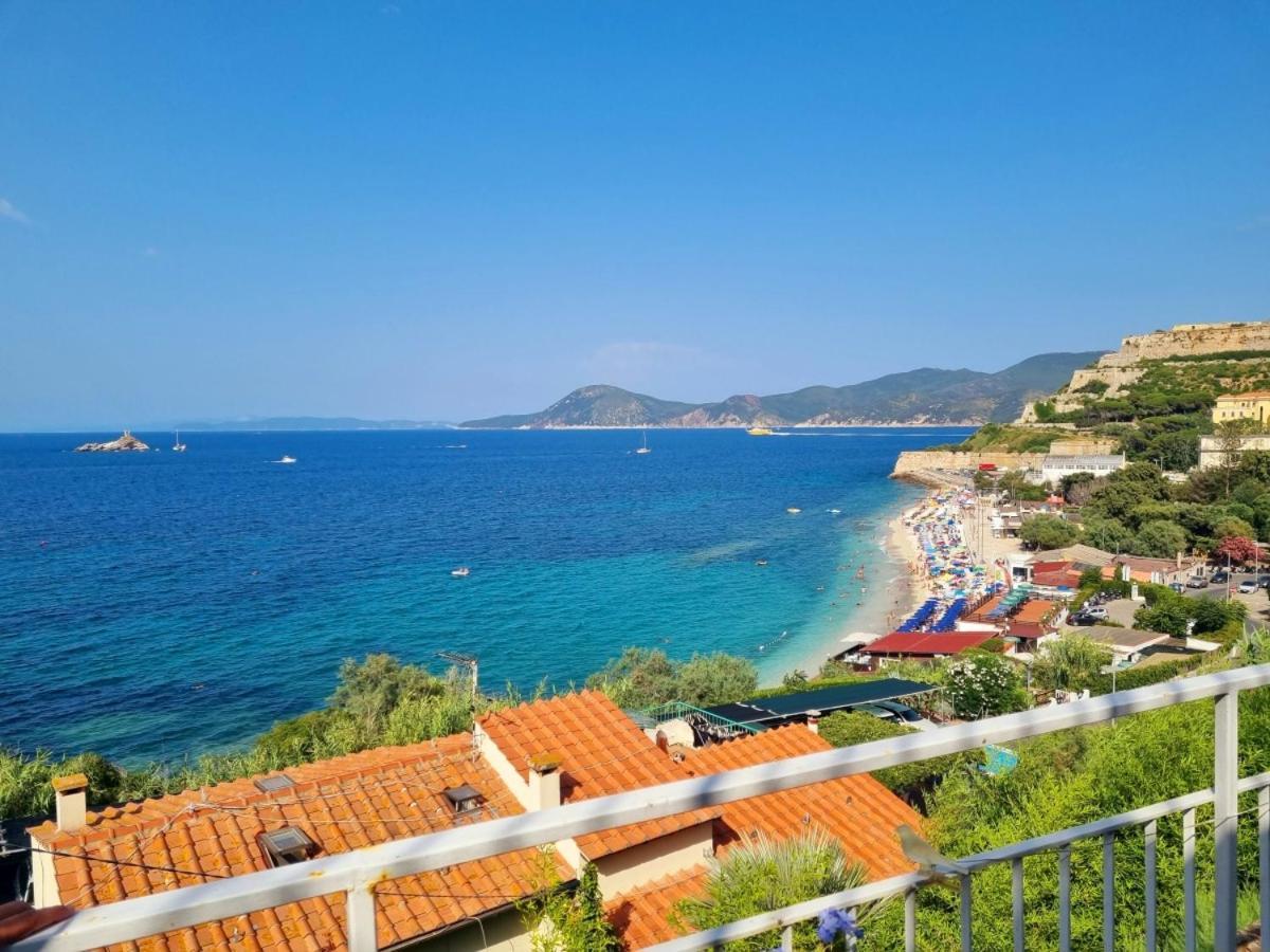 Appartamenti La Terrazza Sulle Ghiaie - Goelba Портоферрайо Екстер'єр фото
