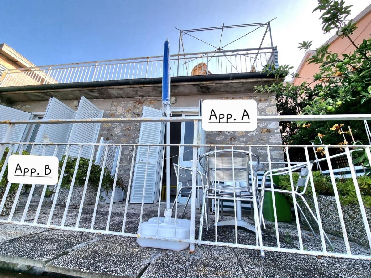 Appartamenti La Terrazza Sulle Ghiaie - Goelba Портоферрайо Екстер'єр фото